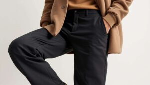 Pantaloni di tendenza per l’inverno 2026: i 5 da avere per vincere il freddo con disinvoltura